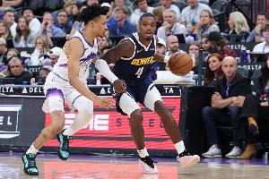 330万底薪=1650万奢侈税！NBA官方：掘金裁掉了朗尼&middot;沃克